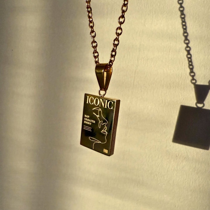 ICONIC Pendant Necklace - Gold - Image 5
